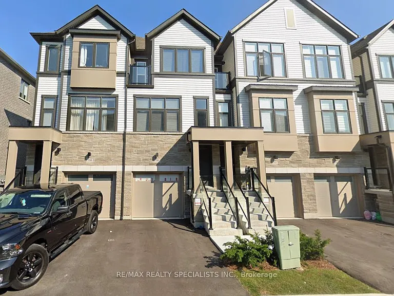 790 Kootenay Path — Photo 1