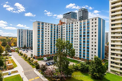 700 Ontario St Photo 1