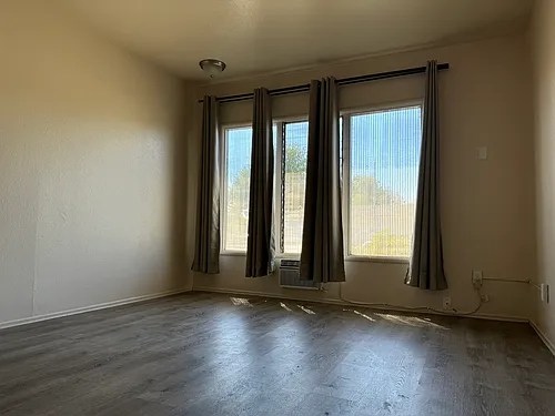 2602 N Fresno St #2 Photo 1