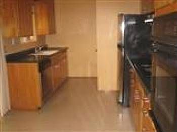 5th image of 5063 44th Ave NE