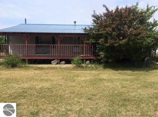 9082 W 30th Rd, Harrietta, MI 49638