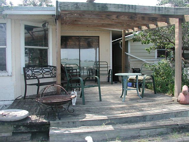 1st image of 113 Lakeshore Dr