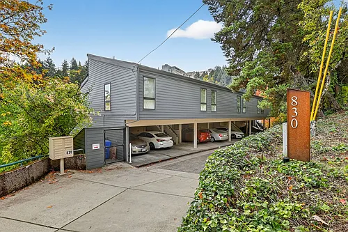 830 SW Broadway Dr #8 Photo 1 830 SW Broadway Dr #8 Photo 1