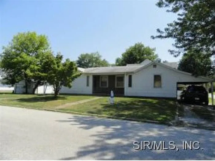 1502 E A St photo 1
