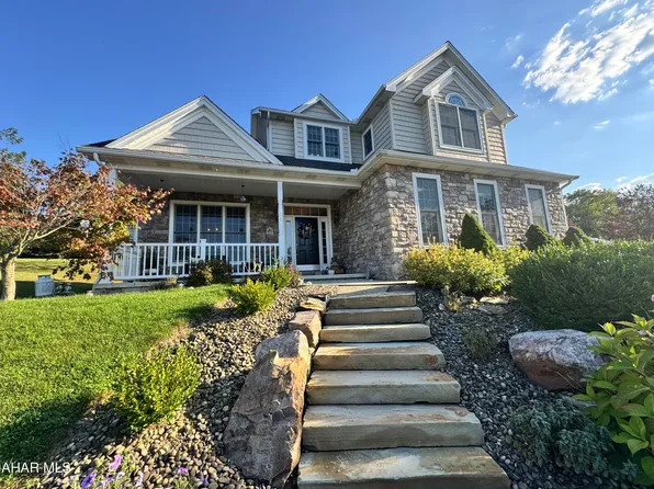 1016 Edgewood Dr, Duncansville, PA 16635