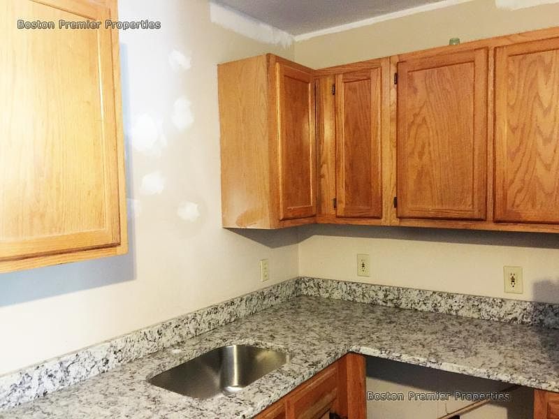 2nd image of 180 Schoosett St #B47