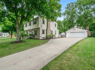 1606 Gorham Dr SE, Grand Rapids, MI