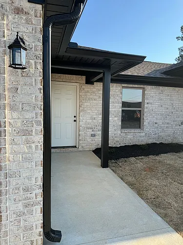 100 Crestview Dr Photo 1