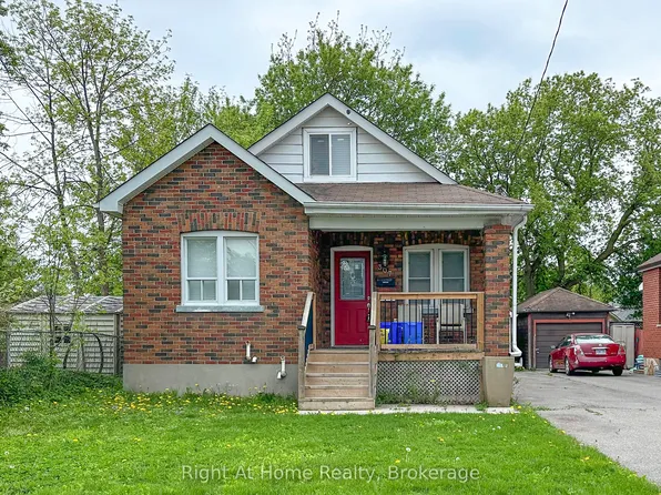 307 Vimy Ave, Oshawa, ON L1H 2M9