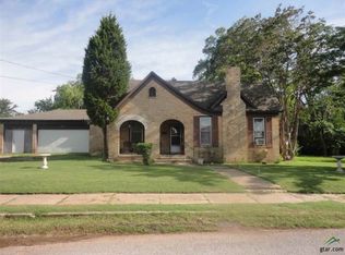 900 England St, Athens, TX 75751