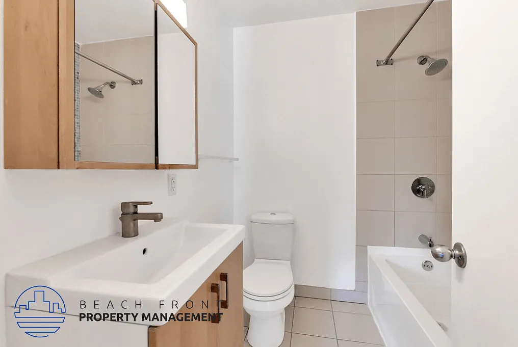 2674 Elden Ave. — Photo 2