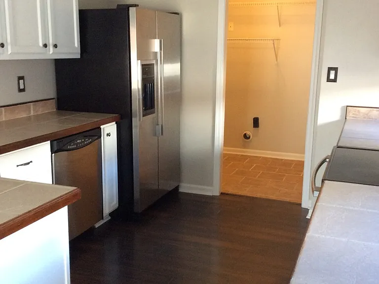 652 Cembra Dr — Photo 10