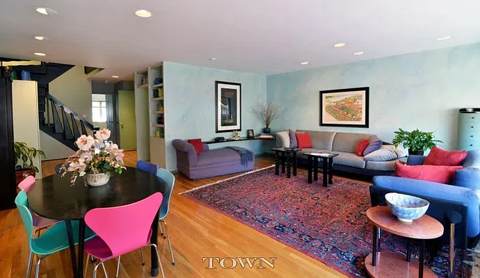 Sold by Town Residential | media 2