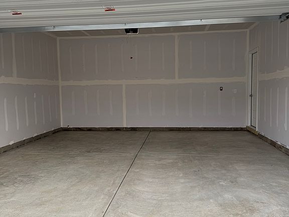 3rd image of 18612 Walsh Way