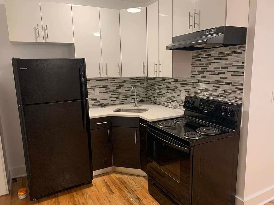 1st image of 2111 Beekman Pl APT 3E