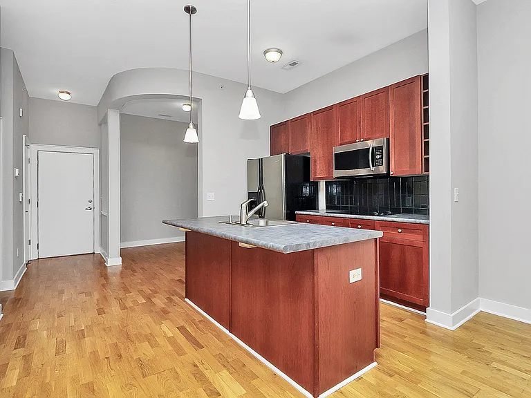 712 N Davidson St #712 — Photo 8