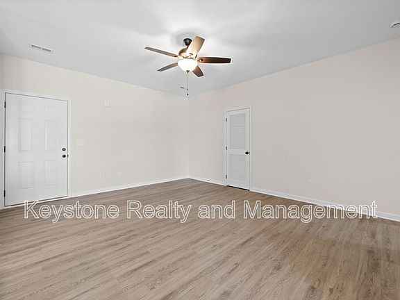 4th image of 15 Millswood Dr #B309