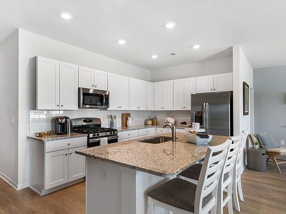 2nd image of 1027 Harbor Drive Lot 36
