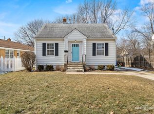 806 Wilson St, Geneva, IL 60134