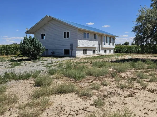 10740 5860th Rd, Montrose, CO 81403