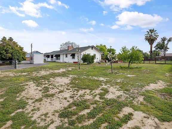 5th image of 2638 S Linwood Street