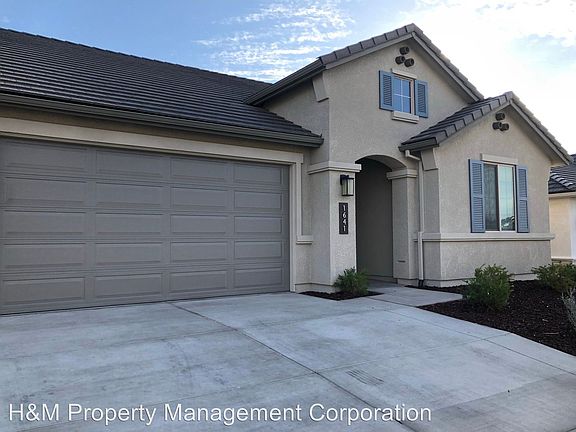 2nd image of 1641 Castlerock Dr