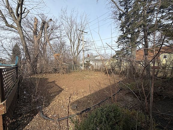 2nd image of 505 W Joe Orr Rd