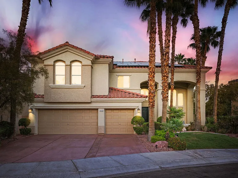 1416 Palantine Hill Dr — Photo 1
