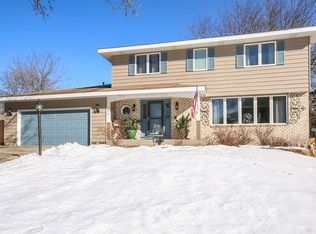446 Mary St S, Maplewood, MN 55119