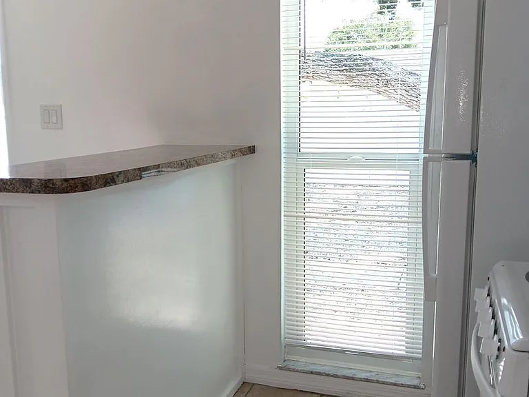 885 Beltrees St #7 — Photo 5