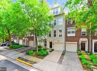 4153 Timber Log Way, Fairfax, VA 22030