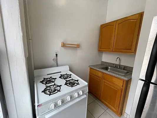 Rented by Sterling Group Developers | media 10