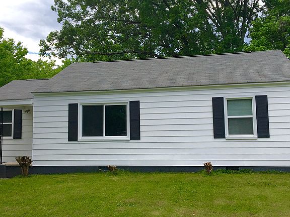3rd image of 3903 Atlanta Dr
