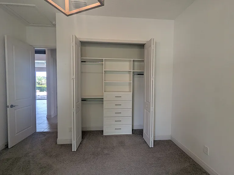 760 N Hunt Club Dr — Photo 29
