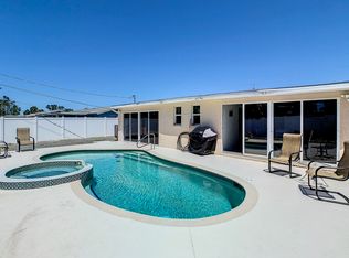 566 Briarwood Rd, Venice, FL 34293