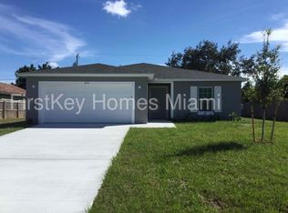 852 SW McCoy Ave, Port Saint Lucie, FL 34953