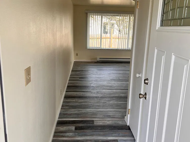 530 Front St #2 — Photo 16