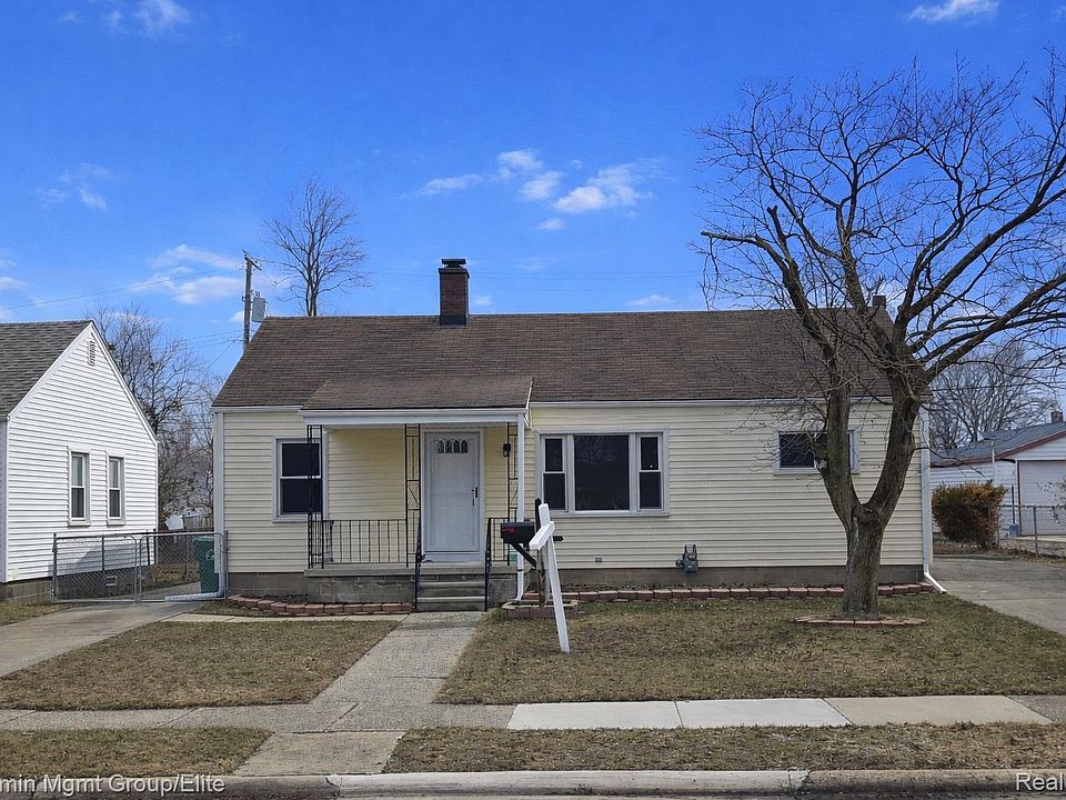 1st image of 28461 Marquette St