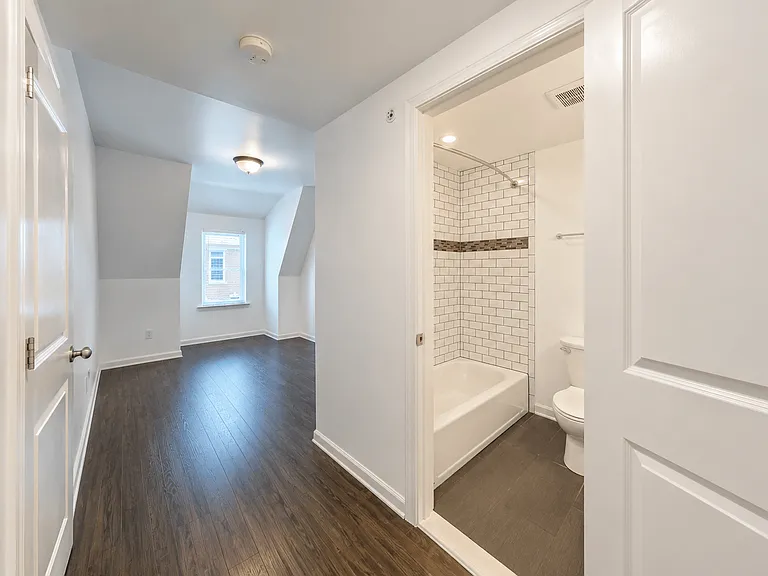 6619 Ridge Avenue — Photo 21