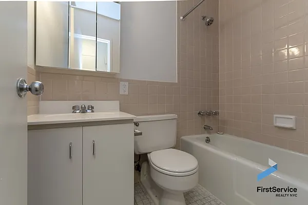 Rented by FirstService Realty (legacy) | media 18