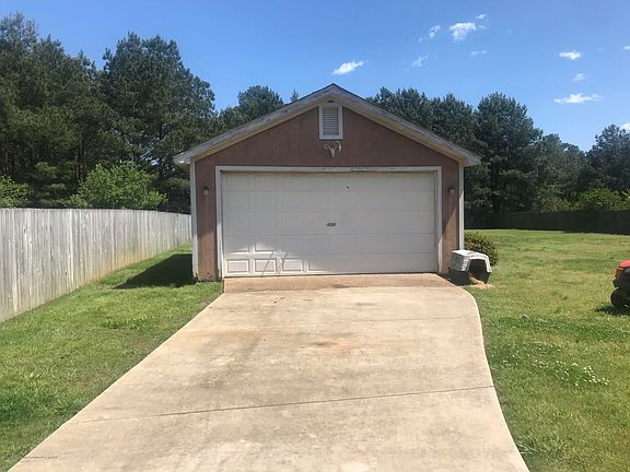 5th image of 9825 Dorothy Dr