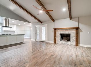 1305 Pine Dr, Edmond, OK 73034