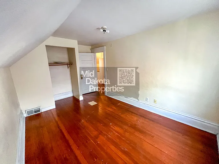 605 W 10th Ave — Photo 10