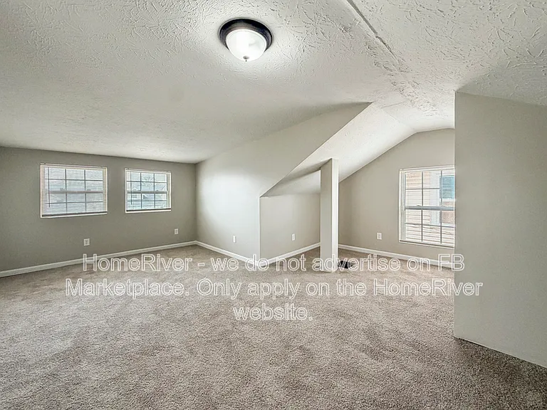 823 S 38th St — Photo 10