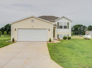 11911 Richmont Ave NE, Cedar Springs, MI 49319