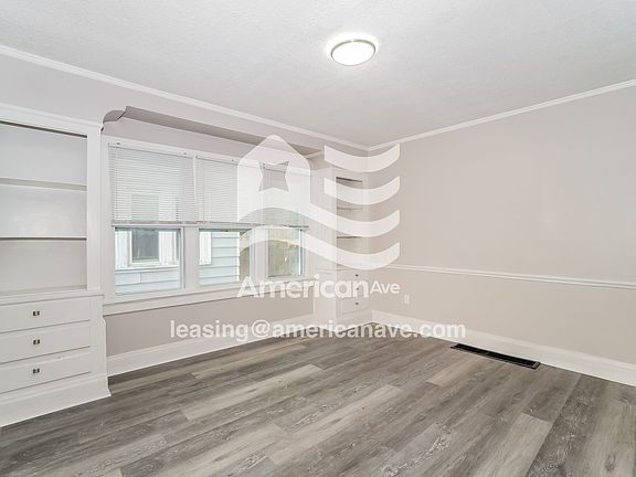 473015_005_living_room_13994700.jpg