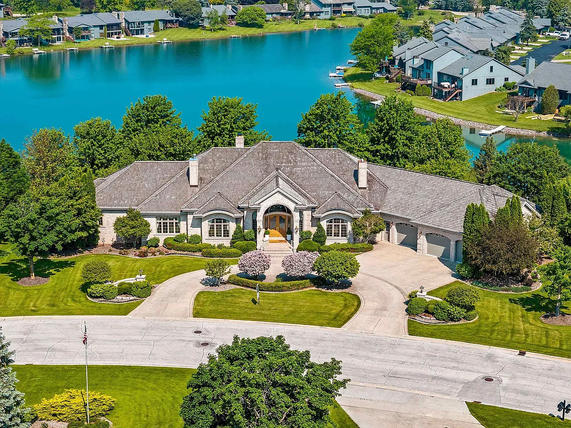 1605 E Sonata Dr, Green Bay, WI 54311 | MLS #50301641 | Zillow