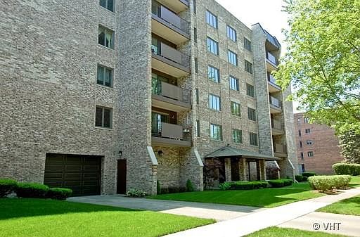 1st image of 1595 W Ashland Ave #208