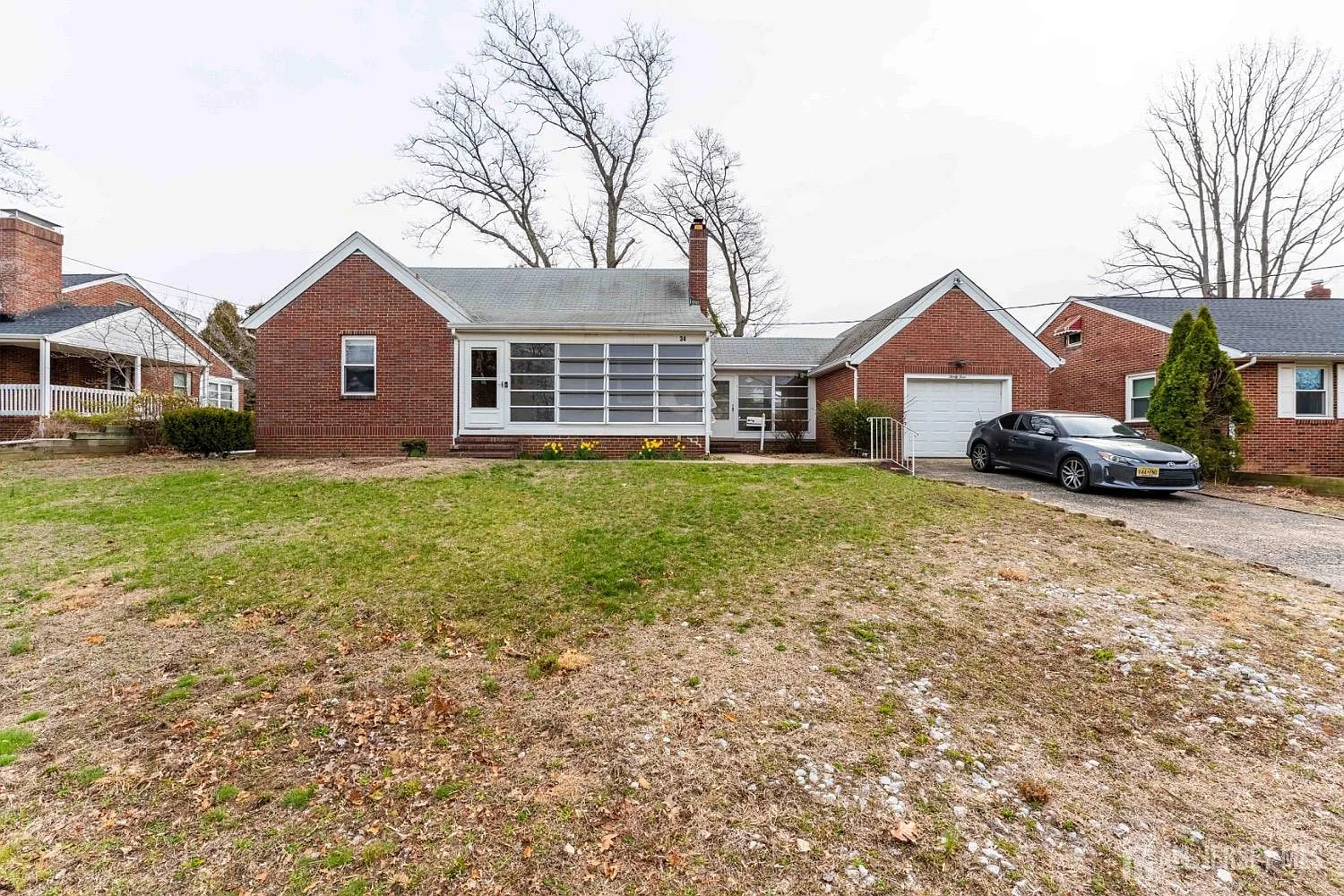 34 N Edward St photo 1