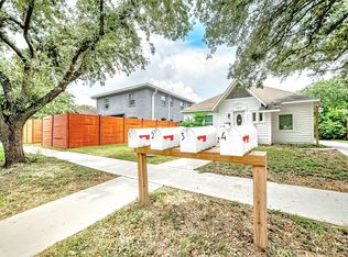 1511 Scharpe St, Houston, TX 77023